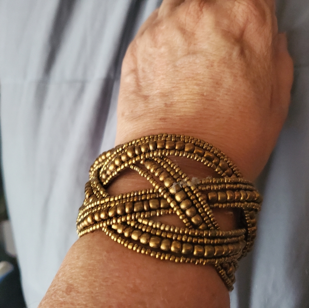 Bronze beaded bracelet